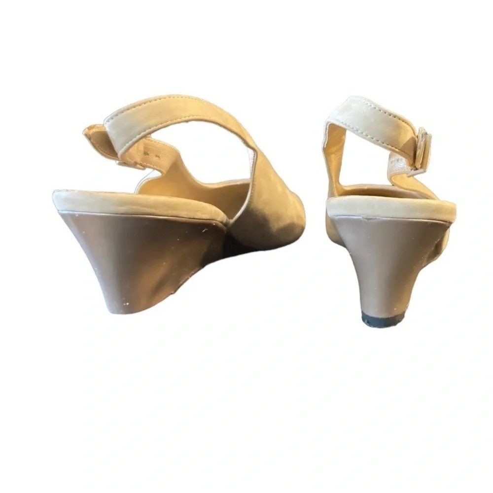 Salvatore Ferragamo Vintage suede sling back wedges cream - 9.5 EUC